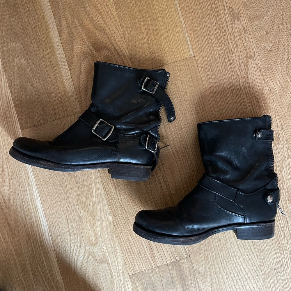Frye black leather motorcycle / combat / moto boots, size 8.5